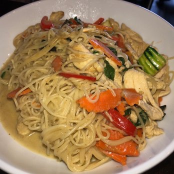 Asiatique Eatery - Spaghetti Pad Kiew Wan (@ "1 Chili" level it's got some kick!) - Asian Fusion Near Me - Ventura, California Asiatique Eatery - Spaghetti Pad Kiew Wan (@ "1 Chili" level it's got some kick!) - Asian Fusion Near Me - Ventura, California