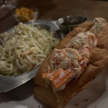 Hank’s Oyster Bar, Dupont Circle - Lobster roll with coleslaw - Seafood Near Me - Washington, DC, District of Columbia Hank’s Oyster Bar, Dupont Circle - Lobster roll with coleslaw - Seafood Near Me - Washington, DC, District of Columbia