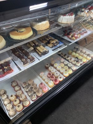 The Mayflower Bakery (La Flor De Mayo Bakery) by null