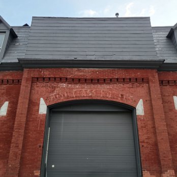 Explore Buffalo - Historic carriage house - Food Tours Near Me - Buffalo, New York