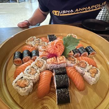 312 Fish Market - Salmon Paradise - Sushi Bars Near Me - Chicago, Illinois 312 Fish Market - Salmon Paradise - Sushi Bars Near Me - Chicago, Illinois