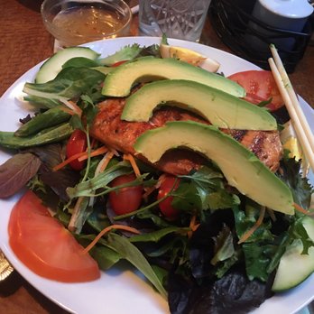 LeQuy - Wild caught salmon and organic salad - Vietnamese Near Me - Campbell, California