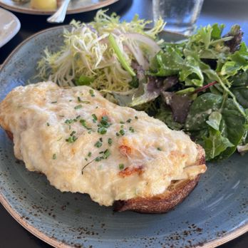 Park Chalet - Dungeness Crab - Breweries Near Me - San Francisco, California