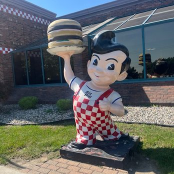 Big Boy Restaurant - American Near Me - Romulus, Michigan
