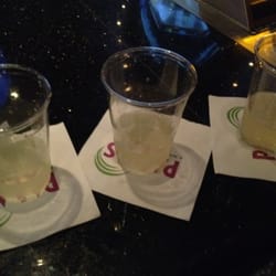 Rojo Lounge - Shots!