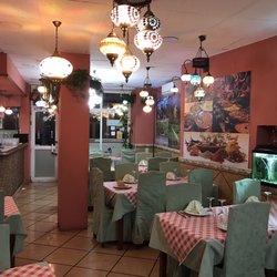 Moharaj - My favorite Indian restaurant in lava pies .