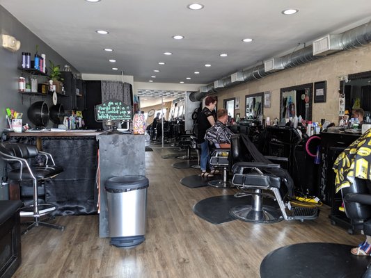 Hair Salon Fort Walton Beach Fl INFINITY BARBERSHOP AND SALON - 126 Photos & 32 Reviews - 204 Miracle