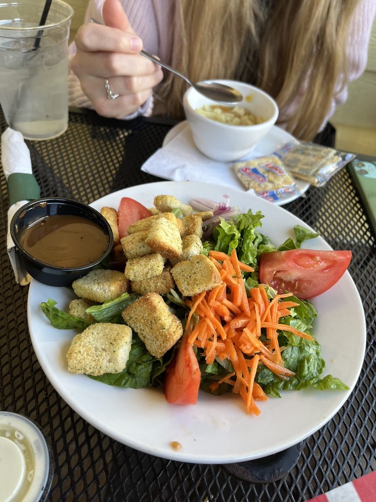 Mustang Lounge — Mexican restaurant in Mackinac Island