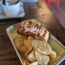 Connecticut Style Lobster Roll