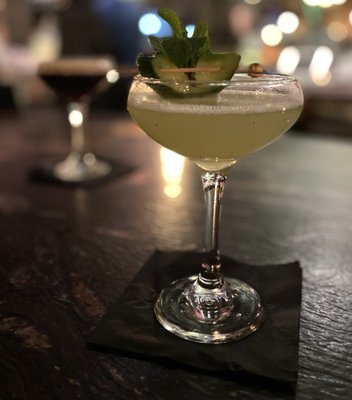 CW's Gin Joint by null