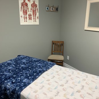 Dee Marks, LMT - Massage Near Me - Grants Pass, Oregon