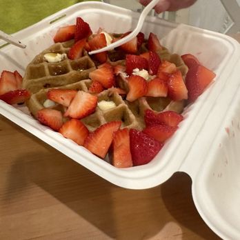 521 Biscuits & Waffles - Strawberry Chocolate Chip Waffle - Breakfast & Brunch Near Me - Richmond, Virginia