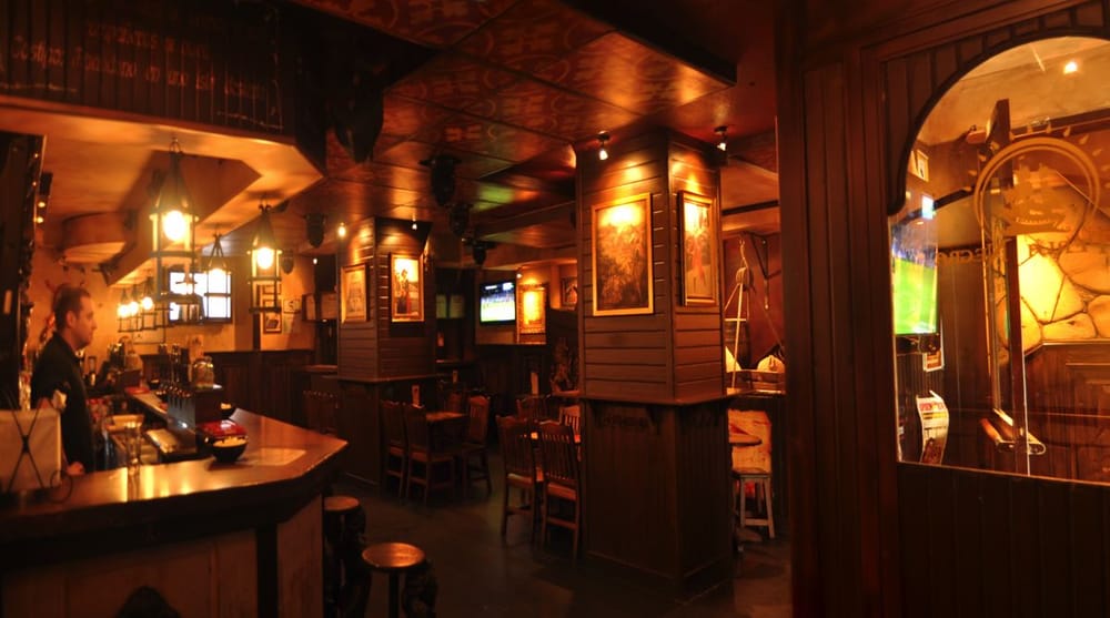 LA PERLA NEGRA Updated August 2024 Calle Íscar Peyra, 15