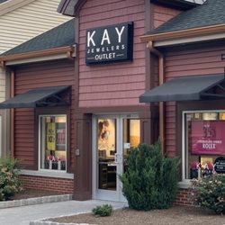Kay Jewelers - Outside