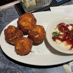 White Wolf Inn & Restaurant - Mac and Cheese Balls.