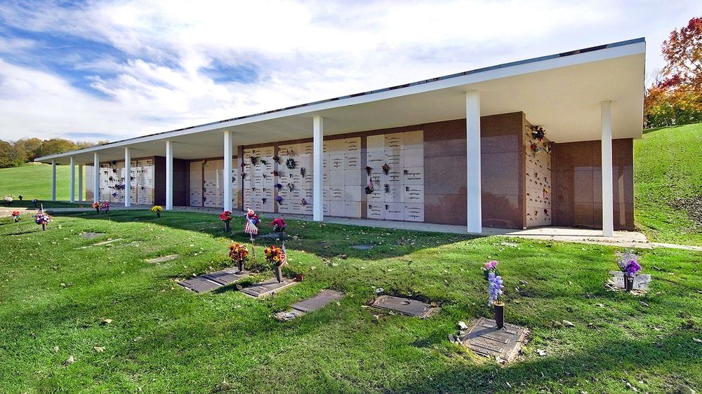 VALLEY VIEW MEMORIAL GARDENS Updated August 2024 170 N Valley Rd