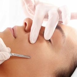 Ecuabella Skin Care Spa - Ecuabella Dermaplaning with Oxygen treatment