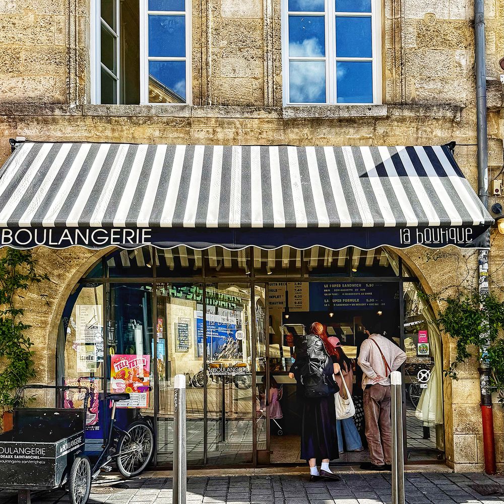 La Boulangerie - La Boulangerie Saint-Michel exterior - Bakeries Near Me - Bordeaux, 33 La Boulangerie - La Boulangerie Saint-Michel exterior - Bakeries Near Me - Bordeaux, 33