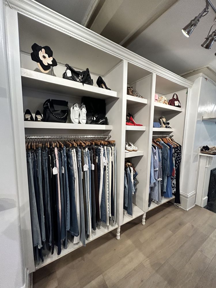 BRILLIANT CLOTHING BOUTIQUE Updated August 2024 16 Photos & 12 Reviews 1539 Birmingham