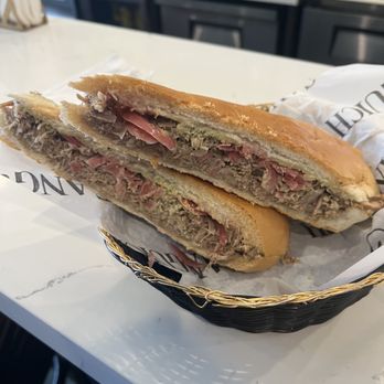 Sanguich - Pan con lechon - Cuban Near Me - Miami, Florida