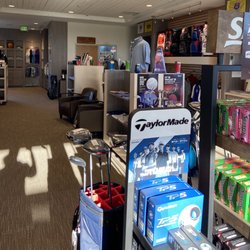 Gleneagles Golf Club & Driving Range - Pro shop