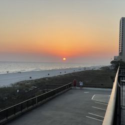 Aquavista Condominiums - Sunset