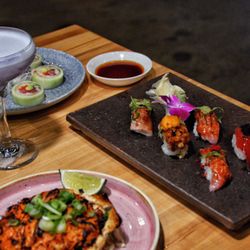 Yoki Japanese Restaurant & Bar - Hotate - Hokkaiyaki, naruto, tuna sampler
