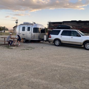 Western Hills Campground - Our nice long drive through 30 amp site.. lots of space until neighbors arrived later - Campgrounds Near Me - Rawlins, Wyoming Western Hills Campground - Our nice long drive through 30 amp site.. lots of space until neighbors arrived later - Campgrounds Near Me - Rawlins, Wyoming