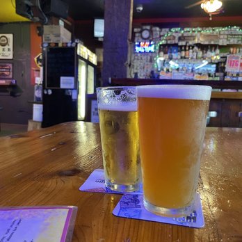 The Pour House - Local beers on tap - Burgers Near Me - Eatonville, Washington The Pour House - Local beers on tap - Burgers Near Me - Eatonville, Washington