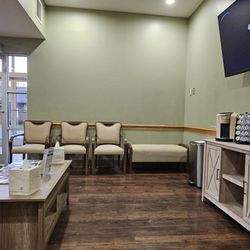 Heartland Imaging - Waiting are
