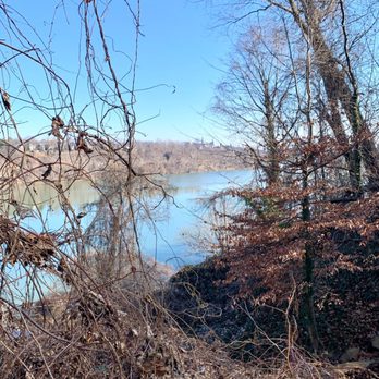 Windy Run Park - Hiking Near Me - Arlington, Virginia Windy Run Park - Hiking Near Me - Arlington, Virginia
