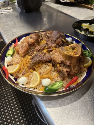 Urgut Osh Markazi by null