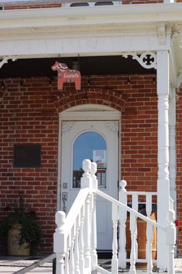 Gustaf's On Main Eatery by null