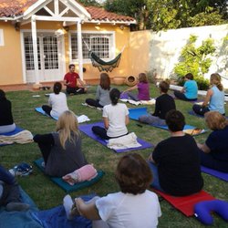 MYAorg - Diego Gesualdi - Teaching Yoga at Rosario, Argentina