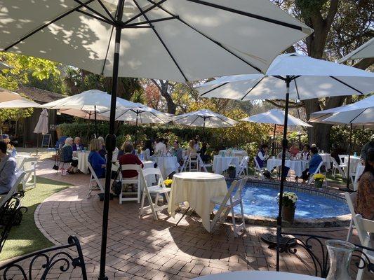 Cafe Wisteria by null