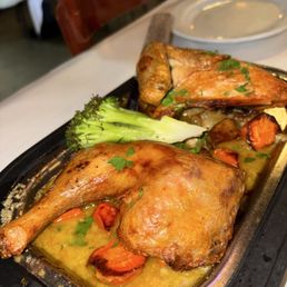 Farooj (roasted lemon and herb garlic chicken with vegetables) Farooj (roasted lemon and herb garlic chicken with vegetables)