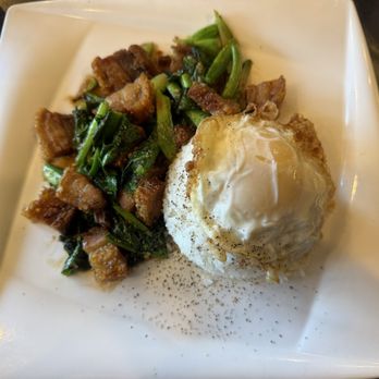 Thonglor Thai Bistro - Crispy pork white rice fried egg on top, greens - Thai Near Me - San Mateo, California Thonglor Thai Bistro - Crispy pork white rice fried egg on top, greens - Thai Near Me - San Mateo, California