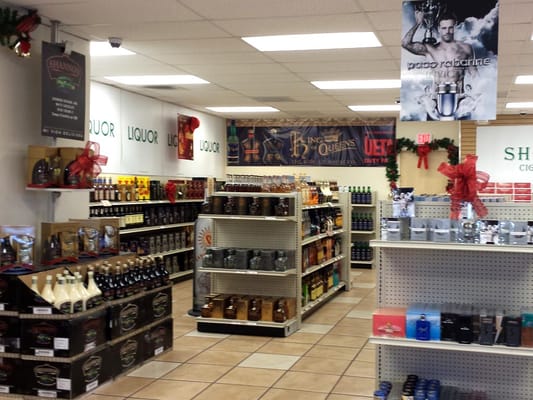 UETA DUTY FREE Updated September 2025 421 N Mariposa Rd Nogales