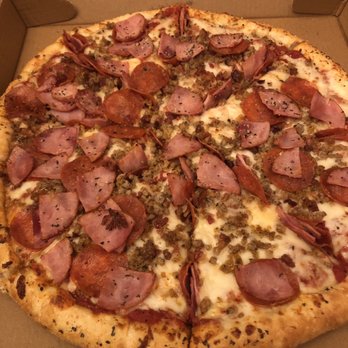 Krootz Brewing Company - Meat Lovers Pizza - Brewpubs Near Me - Gainesville, Texas