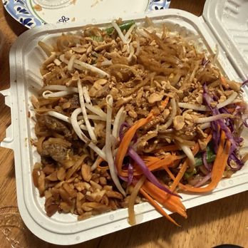 Kua Lao Thai Kitchen - Pad Thai - Laotian Near Me - Modesto, California