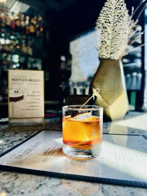 The Tin Lizzie Lounge by null