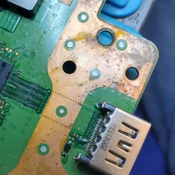 Jdempire Electronics - Roaches waste damaged board on a ps5 - Video Game Stores Near Me - Orlando, Florida
