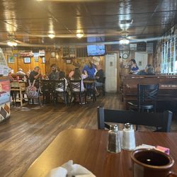 Shirley's Restaurant - Inside