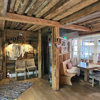 Alpenrose Vail - The decoration is on point - German Near Me - Vail, Colorado Alpenrose Vail - The decoration is on point - German Near Me - Vail, Colorado