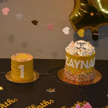 Honey Crumb Cake Studio - Main Cake and Smash Cake - Custom Cakes Near Me - Seattle, Washington Honey Crumb Cake Studio - Main Cake and Smash Cake - Custom Cakes Near Me - Seattle, Washington