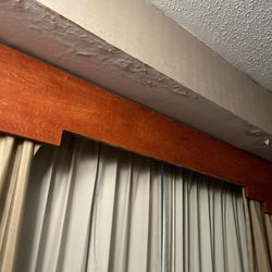Comfort Inn & Suites - All the peeling paint where water was Leaking while it was raining.