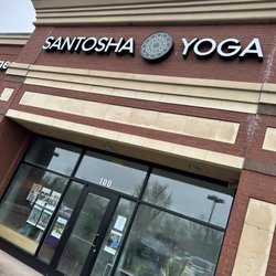 Santosha Yoga - Plenty of parking