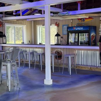 Acadia Lobster - Under roof bar area. - Seafood Near Me - Trenton, Maine