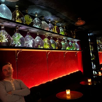 No Entry - The decor - Cocktail Bars Near Me - Paris, 75 No Entry - The decor - Cocktail Bars Near Me - Paris, 75