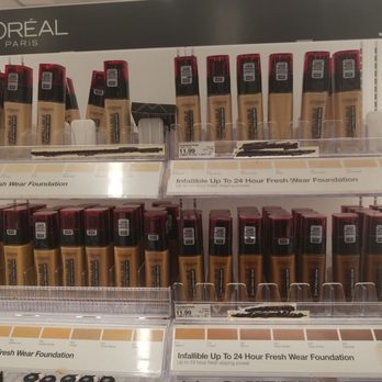 Target - not testers available, it's been a month that they said they are going to have even the scratch the tester available - Department Stores Near Me - Montclair, California